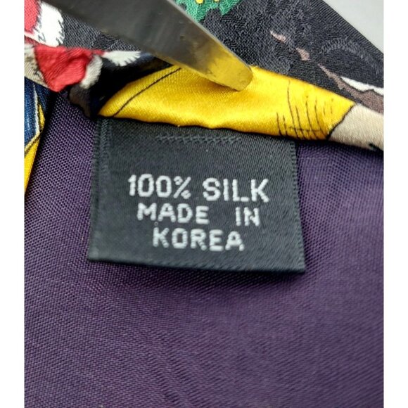 Christmas Holiday Mens Neck Tie 100% Silk Santa Bringing Gifts Black Background - Picture 5 of 6